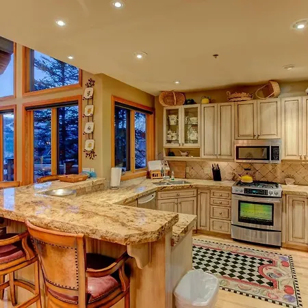 Twin Pines #2 Villa